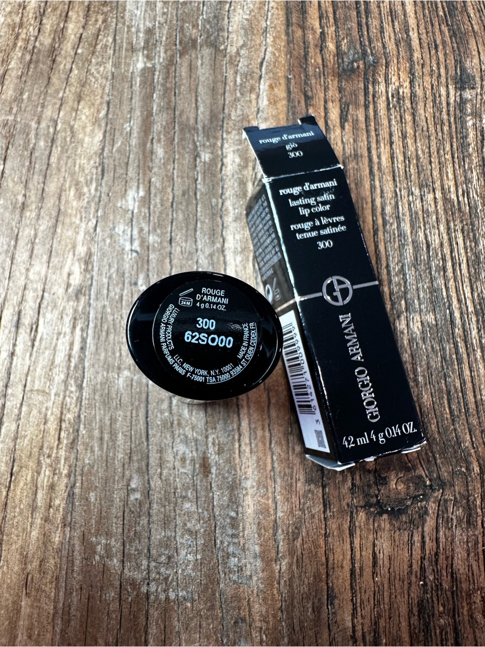 Giorgio Armani Rouge D'Armani Lip Color 300 in Black Packaging - Picture 5 of 6